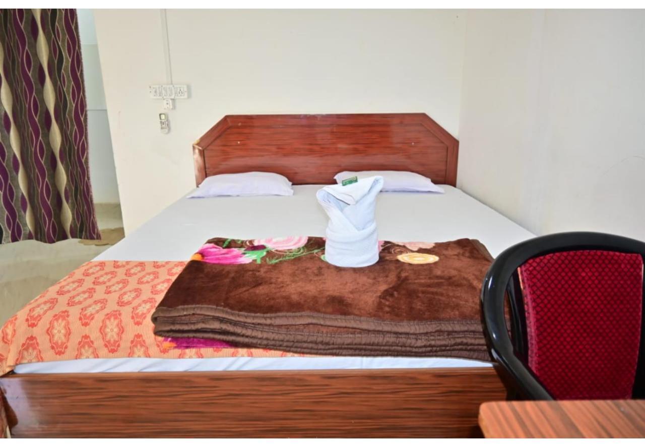 Moon Shine Garden Resort Lakshmanpur Luaran gambar